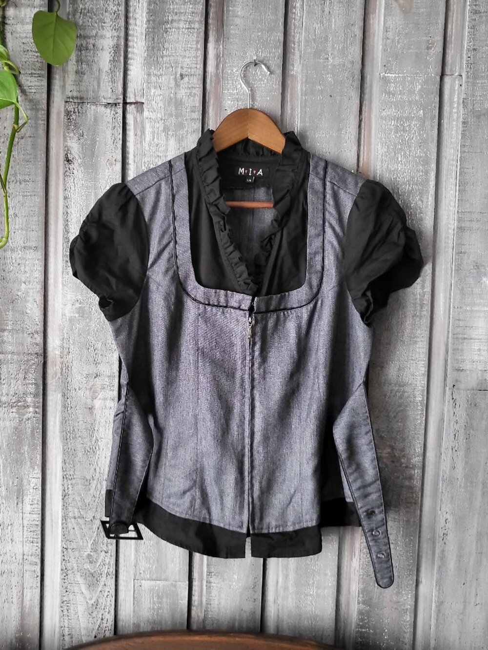 Vintage 2000s Y2K Gray Denim Faux Layer Ruffle Neck Blouse Vest Top L